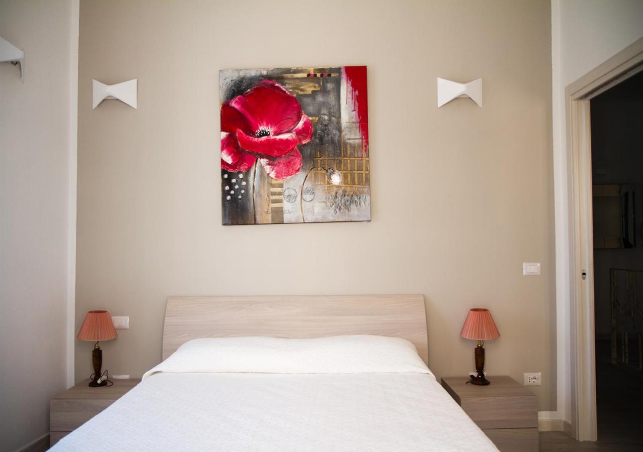 Murphy Holiday Home - Residenza XX Settembre La Maddalena  Exterior photo