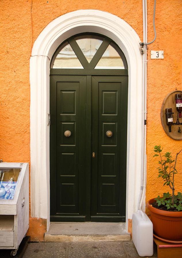 Murphy Holiday Home - Residenza XX Settembre La Maddalena  Exterior photo